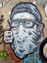 Fotohinweis: Graffito „I am some art“ („Ich bin eine Art Kunst“ / „Ich bin ein bisschen Kunst“) (Peter Weidemann / in: pfarrbriefservice.de)