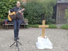 Timo Grebe Andacht "to go" (3) St. Marien  "...  ihr habt mich ge- kleidet."
