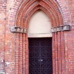 Eingang zur Lüner Klosterkirche, St. Bartholomäi-Gemeinde in Lüneburg.