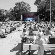 ökumenischer Pfingstmontagsgottesdienst, Konzertmuschel im Lüneburger Kurpark.